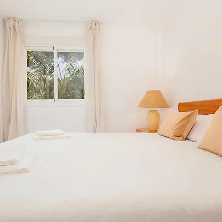 Apartment, Close To Beaches, Restaurants And Supermarkets, In Urb. Park Beach, Elviria Apartman *
