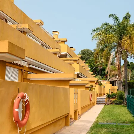 Apartman Apartment, Close To Beaches, Restaurants And Supermarkets, In Urb. Park Beach, Elviria *