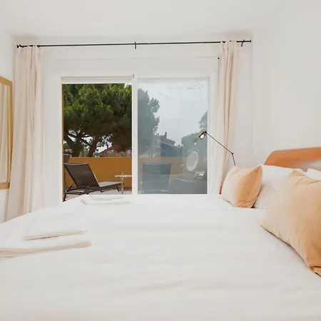 Apartman Apartment, Close To Beaches, Restaurants And Supermarkets, In Urb. Park Beach, Elviria Marbella